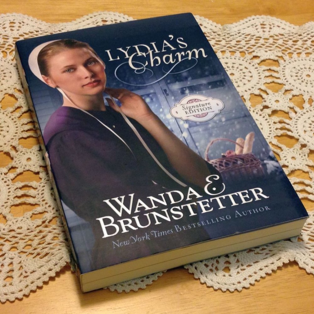 Amish romance, Lydia's Charm, Wanda Brunstetter